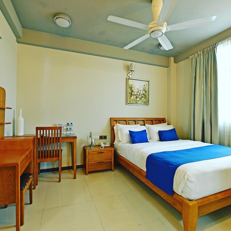 Airport Comfort Inn Premium Hulhumalé Buitenkant foto
