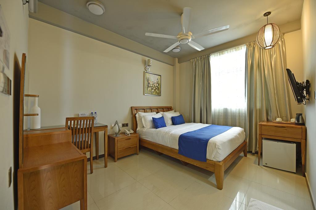 Airport Comfort Inn Premium Hulhumalé Buitenkant foto